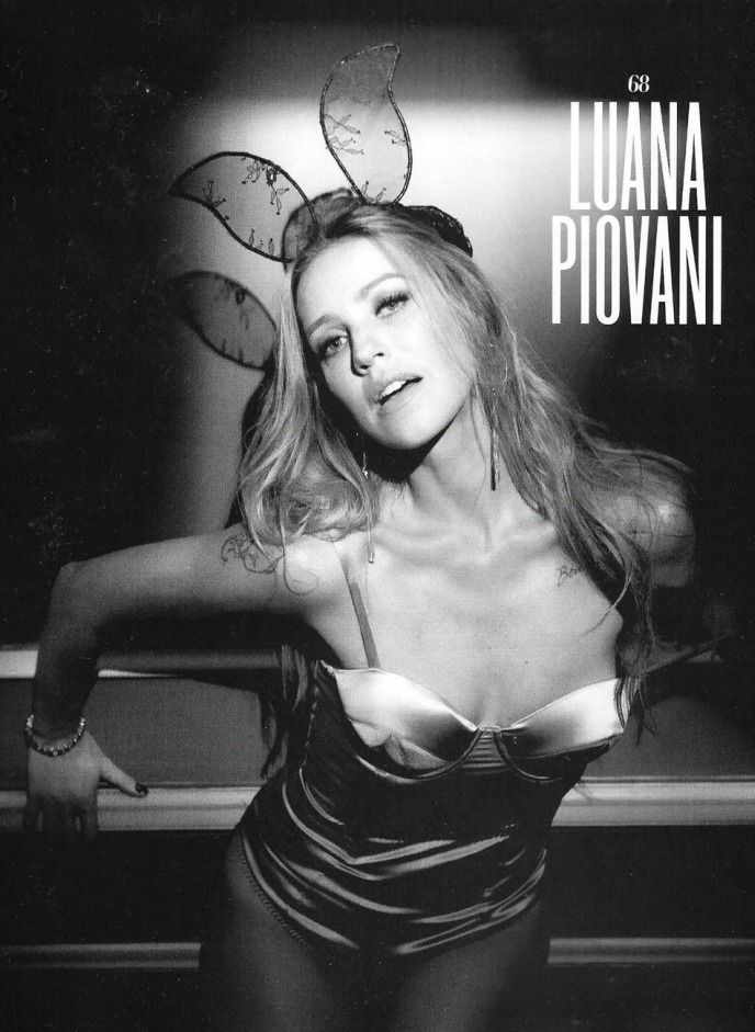 Luana Piovani nua na revista playboy em abril de 2016